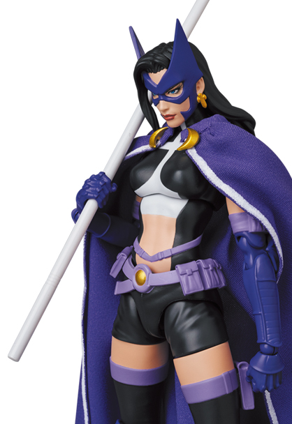 MAFEX HUNTRESS (BATMAN:HUSH)